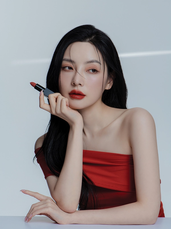 B.O.M - MY LIPSTICK #805 MY LIGHT CORAL