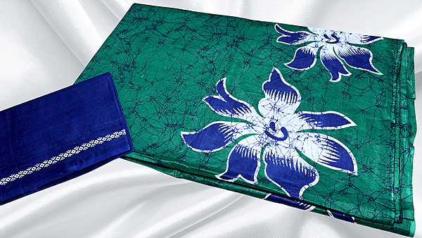 Scarlet Pure Cotton Styler Saree - Blue & Rexona Green