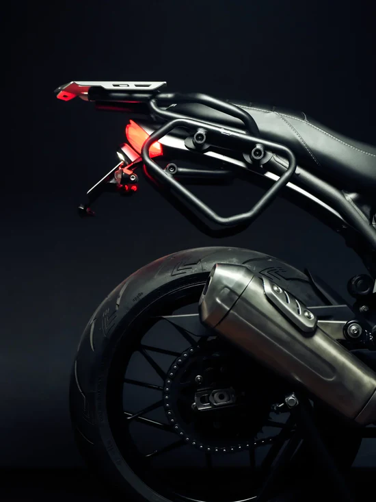 Legundary Aviator Saddle Stay for Triumph Speed 400