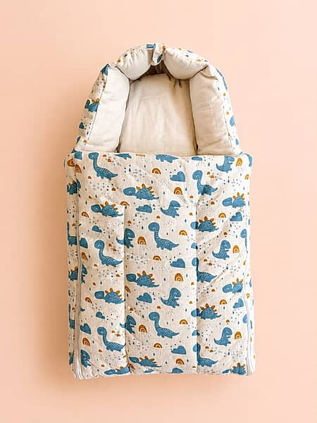 Neelam - Premium Kapok Silk Muslin Carry Nest Bed Neelam - Premium Kapok Silk Muslin Carry Nest Bed