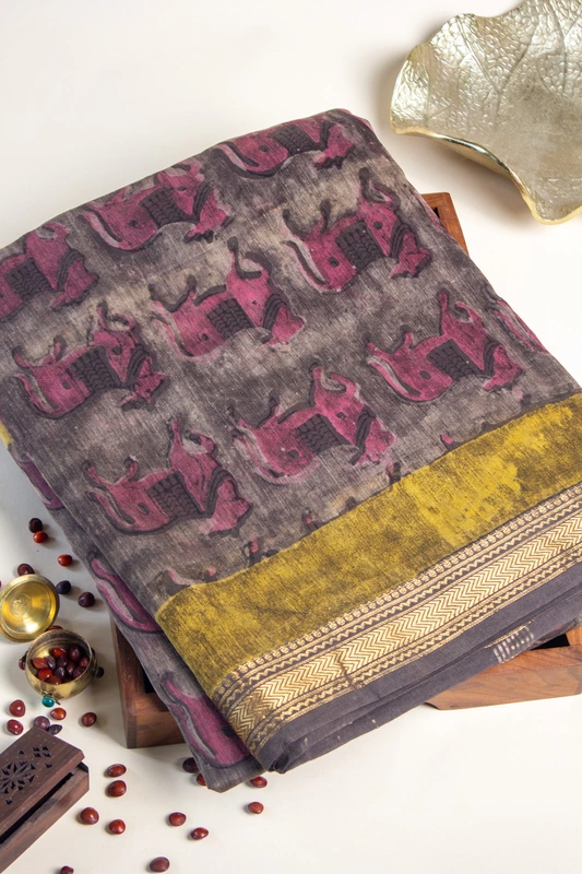 Maheswari Silk - Grey-brown saree with Pink Animal Print