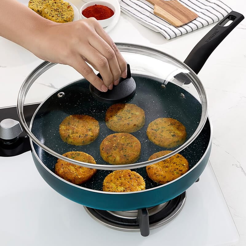 Borosil ProChef Non-Stick Deep Pan with Lid 26 cm | Gas Stove Compatible, Thick Uniform Body for Even Heating | PFOA Free, Blue Exterior, Stir Frying Pan for Eggs, Cutlets, 1 Year Warranty