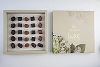 SMOOR Luxe Treat Gift Pack Chocolate Truffles Gift Box Special Occasions Box of 25 (300g)