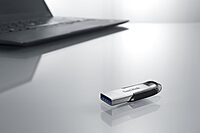 SanDisk Ultra Flair 128GB USB 3.0 Pen Drive – High Speed Metal Flash Drive