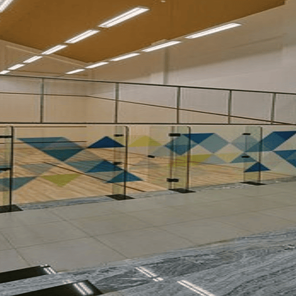 Crazy Companion Club – Squash Court