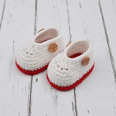 Red Baby Booties with Double-Layer Sole – Soft & Comfortable Infant Shoes Red Baby Booties with Double-Layer Sole – Soft & Comfortable Infant Shoes