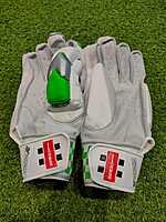 Cricket Batting Gloves -GN 9 INTERNATIONAL M RH Cricket Batting Gloves -GN 9 INTERNATIONAL M RH