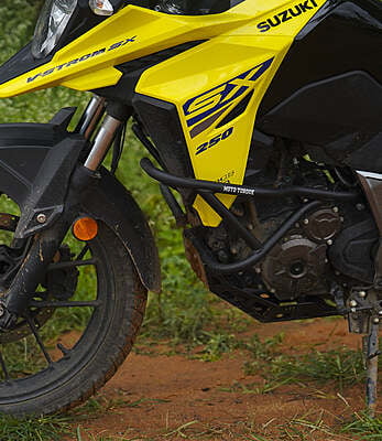 Moto Torque Crash Guard - Defender for Suzuki V-Strom SX 250 Moto Torque Crash Guard - Defender for Suzuki V-Strom SX 250