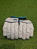 Cricket Batting Gloves -DIAMOND 808 Cricket Batting Gloves -DIAMOND 808