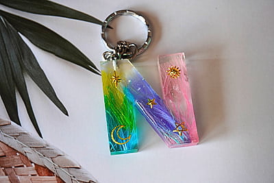 'N' MULTI FEATHER LETTER KEYCHAIN 'N' MULTI FEATHER LETTER KEYCHAIN