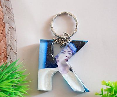 'K'LETTER BTS PHOTO KEYCHAIN (LKP00009)