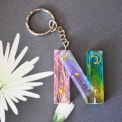 'N' MULTI FEATHER LETTER KEYCHAIN 'N' MULTI FEATHER LETTER KEYCHAIN