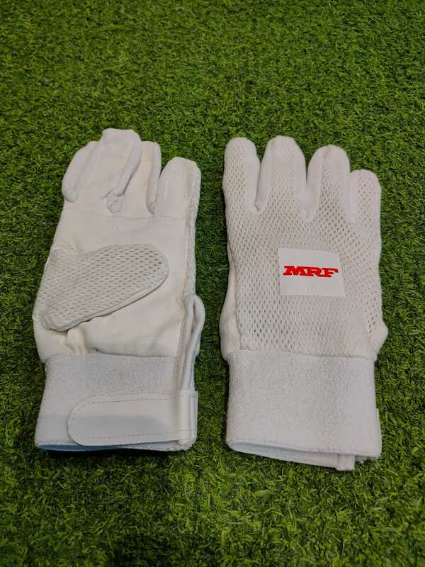 CRICKET WK INNER GLOVES MRF