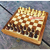 Wooden Magnetic Foldable Chess Set