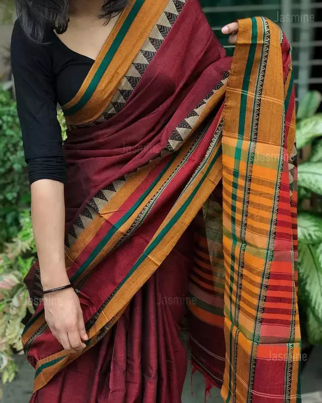Maroon Narayanpet cotton saree with Mustard Yellow Temple Border