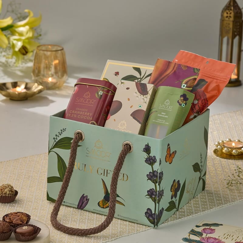 SMOOR Tranquil Hamper 640g  Gift Box Special Occasions