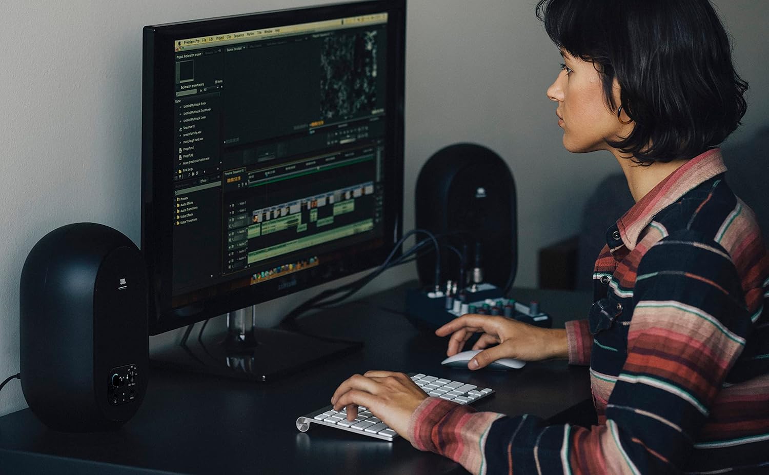 JBL Professional 104 | Speaker Bluetooth Studio Monitor