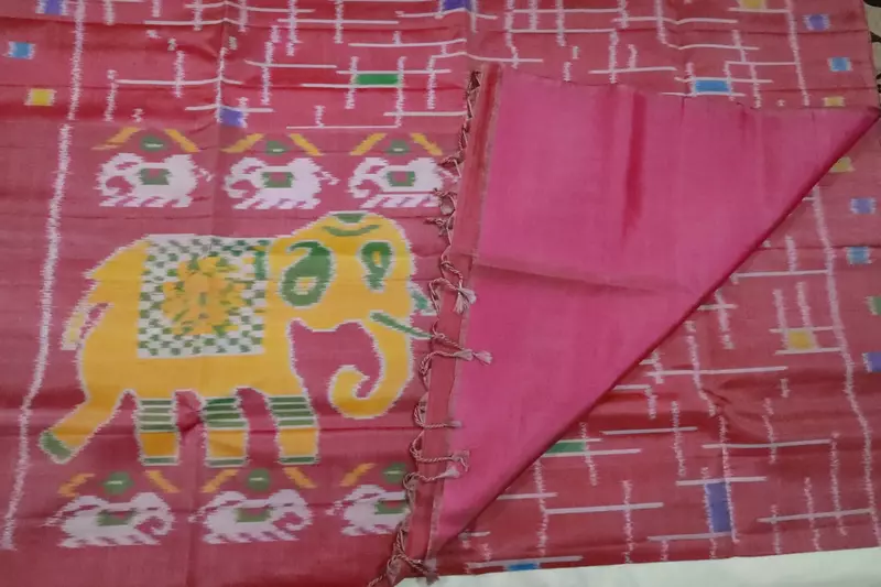 Pink ikat silk saree with elephant motif pallu – Karai kommai design