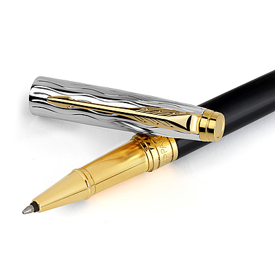 PARKER ASTER ESSENTIAL BLACK & CHROME GOLD TRIM ROLLER PEN