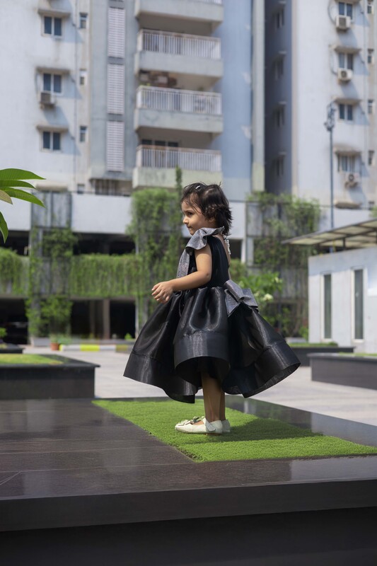 Midnight Sparkle Bloom