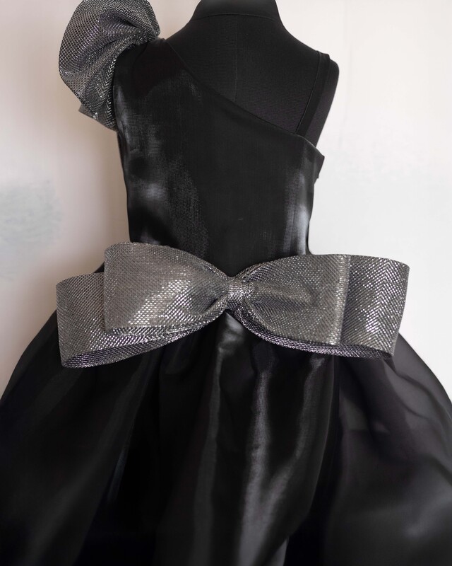 Midnight Sparkle Bloom