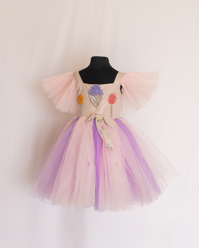 Rosebud Rhapsody Swirl