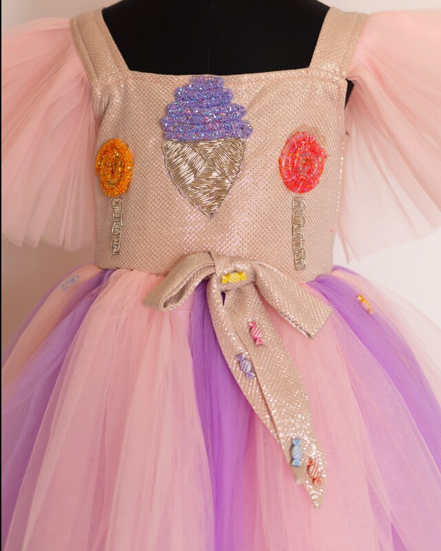 Rosebud Rhapsody Swirl