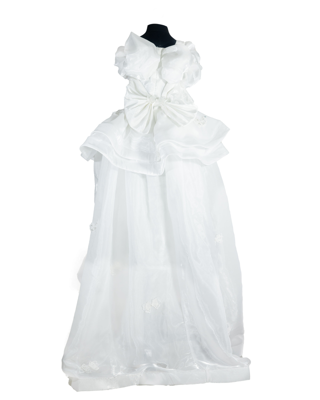 Snowdrift Ruffle Waltz