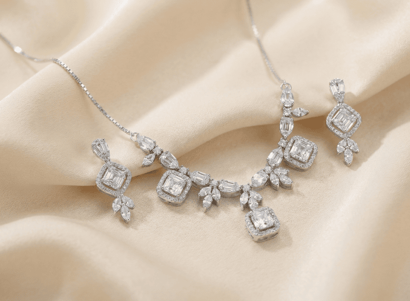 925 Silver Crystal Bloom Necklace Set