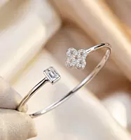 925 Silver Geometric Bloom Bypass Bangle