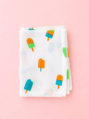 Muslin Hand & Face Towel (35 x 50 cm) – Assorted Prints