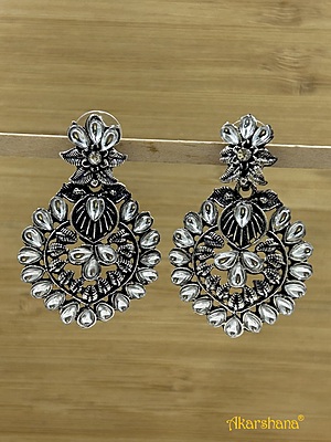Silver Kundan Dangles A1TJ00003