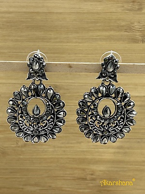 Black Kundan Dangles A1TJ00004