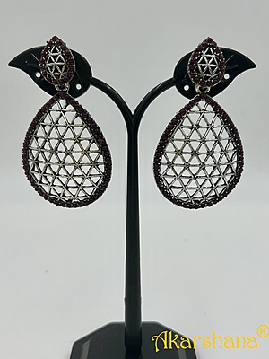 Oxidised Metal Dangles A1TJ00015F