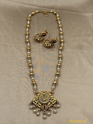 Antique Gold Bead and Pearl Mala with Jumki A1TJ00084