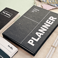 Undated Weekly Planner - Classic Black