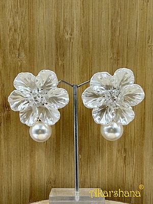 Acrylic Big Flower and Pearl Studs A6FJ00253A