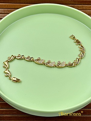 Stone Studded Swan Link Bracelet A7FJ00004B