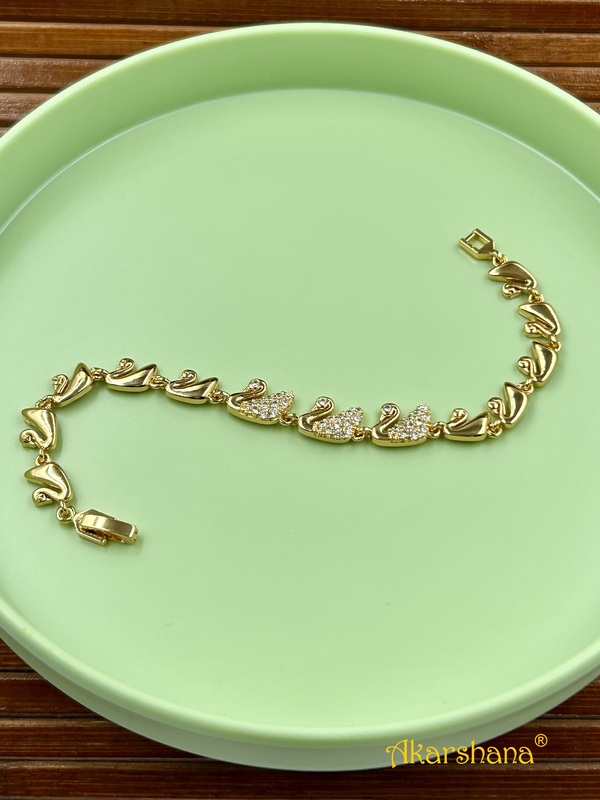 Stone Studded Swan Link Bracelet A7FJ00004B Stone Studded Swan Link Bracelet A7FJ00004B