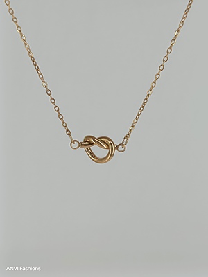 Twisted Heart Chain