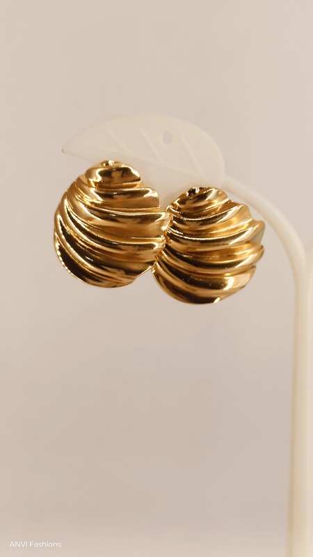 Round Lines Earring