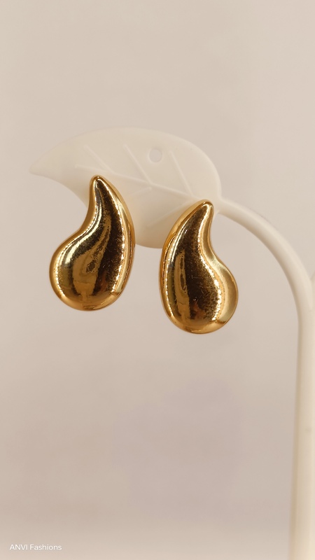 Single Mango Earring