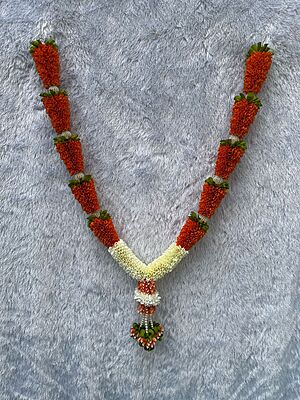 Strawberry shape garland