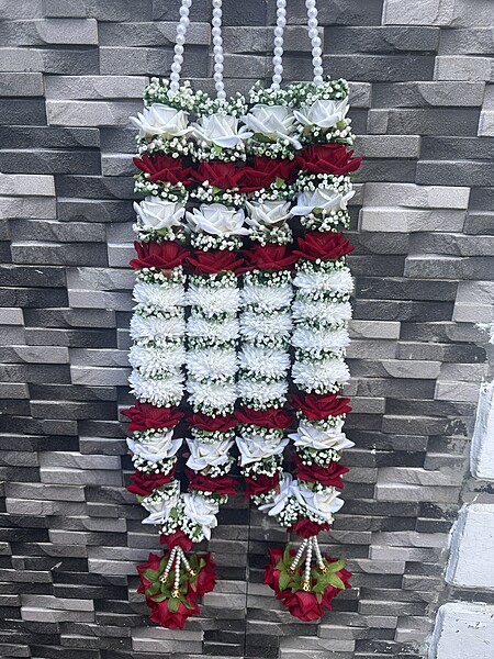 Artificial Garland 3
