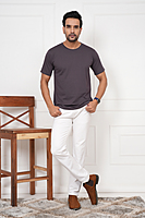 Round neck Regular fit Tshirt