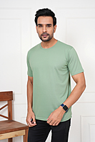 Round neck Regular fit T-shirt Light colour