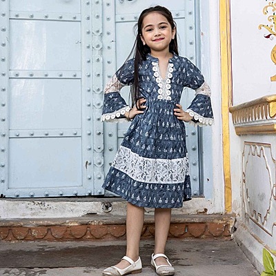 Alluring Mother Daughter Dress Combo Catalogue 2-Grey-2