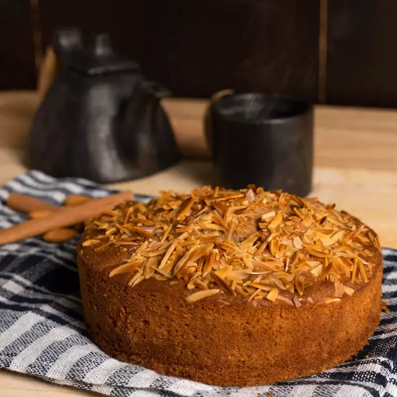 Almond Cinnamon Cake 250 Gms - Gourmestan