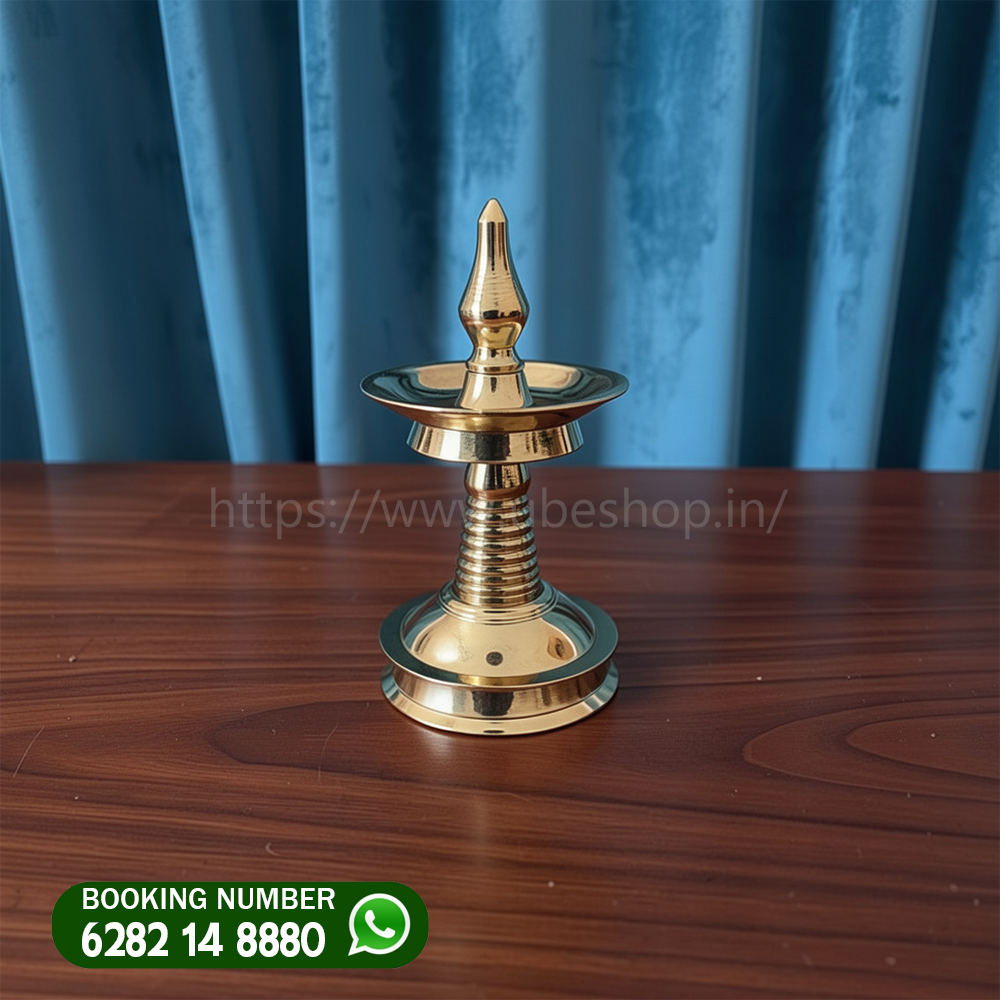 Antique Collection Kerala Nilavilakku | Kerala Style Diya Lamp   6 INCH