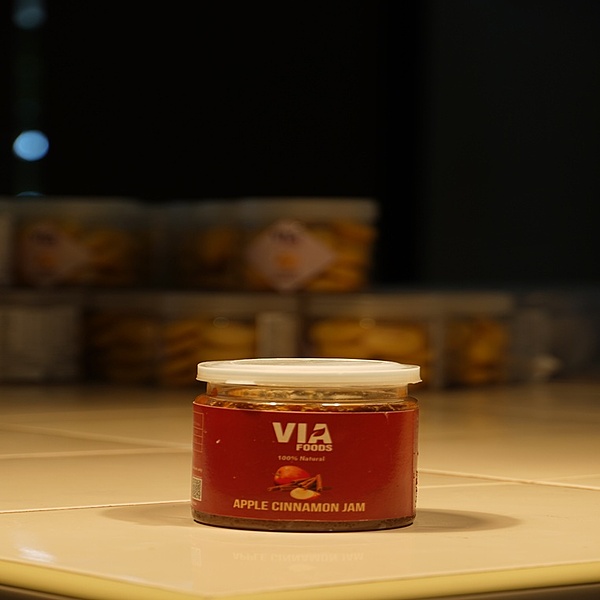 VIA Foods Apple cinnamon jam
